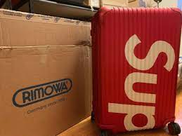 Buy and sell authentic supreme streetwear on stockx including the supreme rimowa topas multiwheel 82l red from ss18. Supreme X Rimowa Topas Multiwheel Red 82l Suitcase Ss18 In Hand Ready To Ship Ebay
