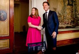 Mark rutte is een man die het goed lijkt te doen met zichzelf. Ze Schreeuwen Het Niet Van De Daken Maar Waardhuizen Is Trots Op Vice Premier Carola Schouten Foto Bd Nl