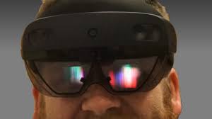 The official twitter account of microsoft hololens. Does Hololens 2 Live Up To The Hype Hands On With Microsoft S New Mixed Reality Headset Geekwire