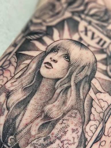 The White Witch Tarot Card tattoo by @clarktattoos, who recently announced she's opening her own studio, @kindredsoultattoo in London, England. She's currently working on it and until it's opened, she's booking appointments