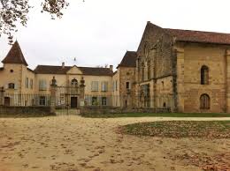 Gabon b & h airlines ba cityflyer ba connect bek air bhair bqb lineas aereas bvi airways badr airlines bahamasair bangkok airways batavia air batavia air batik air indonesia bearskin airlines belair. Vue De Face Picture Of Abbaye De Flaran Valence Sur Baise Tripadvisor