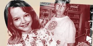 12 for murdering pregnant bobbie jo stinnett, 23 right now there is one female in the lethal holding tank: Fpal8rhaqmzh2m