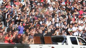 Stort urval av gold jacket mens till garanterat lägsta pris. Collingwood Vs Essendon Anzac Day Clash 2014 Manning River Times Taree Nsw