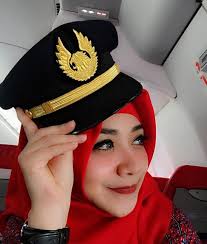 Pramugari cantik lion air jt377| surabaya juanda internasional nempel 0,1cm pramugari nya cantik masih muda mudah. Pesona Pramugari Indonesia Saat Berhijab Teduh Lihatnya Dream Co Id