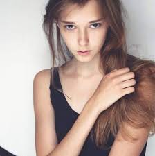 A New World Record by Brittany Force! She makes the fastest pass ever by a  Top Fuel Dragster at 341.59 mph! #4WideNats #DragRacingNews