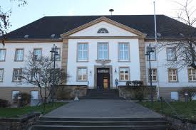 The settlement's original name was bingium, a celtic word that may have meant hole in the rock, a description of the shoal behind the mäuseturm. Startseite Rlp De