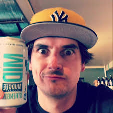 Dan Brown Live (@danbrownmuso) • Facebook