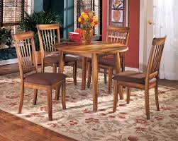 As the oldest of family owned ottawa furniture stores, we strive to offer ottawa and ottawa south the best values in accent, living room, dining room, bedroom, leather & solid wood furniture from handstone, vokes, palliser, canadel and many more! Dining Winglemire Furniture