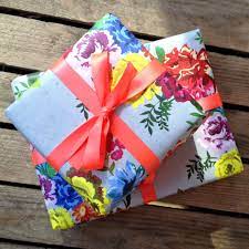 Http Bit Ly 1dhyfyj Impressmum Floral Wrapping Paper Gift Wrapping Gift Wrapping Inspiration