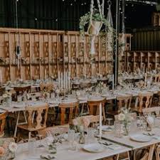Tasja van rymenant gcv // btw: 11 Beste Ideeen Over Elle Wae Trouwfeest The Barn Rotselaar Rotselaar Houten Schuur Vintage Borden