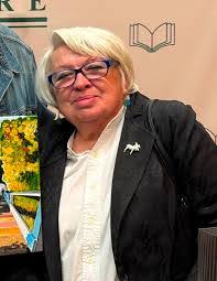 Catherine Schissel's Instagram, Twitter & Facebook