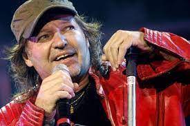 Scegli la consegna gratis per riparmiare di più. Rivogliamo Vasco Rossi In Ticino Home Facebook