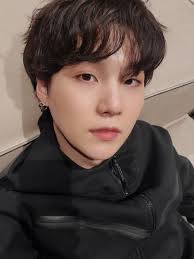 Blackpink's rosé, psy, exo's lay: Bts Suga Joins Blackpink Jennie And Psy S Exclusive Club Reveals Hardships Faced During Rough Trainee Days Kpophit Kpop Hit