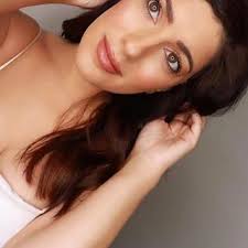 Laura Rose Melbourne Life Love Travel Instagram Photos And Videos Olive Skin Hazel Eyes Melbourne Girl