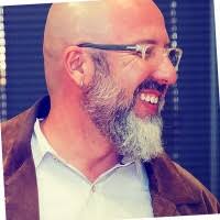 100+ "Cavalheiro" profiles