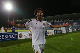 Mohamed Elneny Officially Completes Arsenal Transfer From Basel Bleacher Report Latest News Videos And Highlights