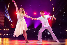 94% de réussite sur 617 joueurs. Heloise Martin Frole L Elimination Dans Danse Avec Les Stars Le Journal De Vitre