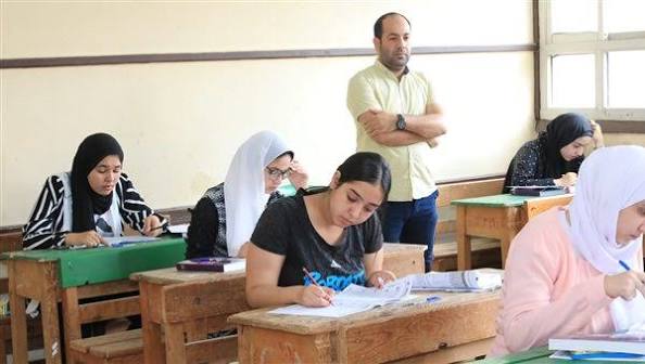 الثانوية العامة 2026 بنظام التجمعات لأول مرة.. تفاصيل اللجان ومواصفات الامتحانات