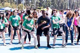 Ucla extension provides best in class education in marketing, business, engineering, arts, and much more. Amanda Wilcox Daily Bruin