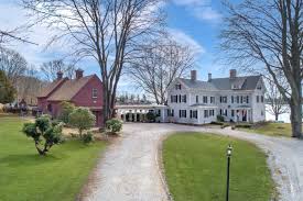 850 Noank Rd, Groton, CT 06355