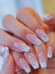 Este verano se volverán a llevar las uñas cortas con casi todo tipo de diseños, desde colores lisos, hasta manicuras francesas multitono, pasando por estampados. 900 Ideas De Disenos De Unas Acrilicas En 2021 Manicura De Unas Unas De Gel Bonitas Manicura