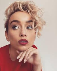 Pixie cuts for square faces. 50 Fashionable Short Hairstyles For Square Faces Cheeky Locks