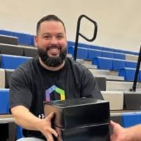 20+ "Luis Morfin" profiles