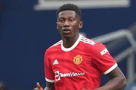Official #mufc account get 12 months of #mutv for the price of six with ⤵. Di Shon Bernard Signs New Long Term Manchester United Contract Manchester Evening News