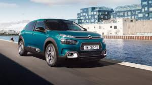 Some problems will only occur after many years of operation, others are related to technical solutions and forced the manufacturer to issue a recall. Something S Missing From The Facelifted Citroen C4 Cactus Top Gear