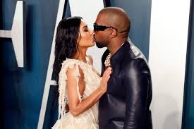 Kim k and kanye west. Kanye West Let Elevator Doors Close On Kim Kardashian And Twitter Has Thoughts Glamour