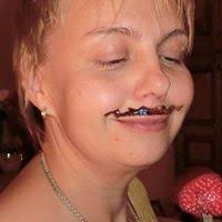 Kate Redfern (kater0274)