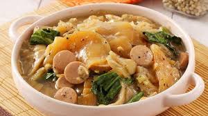 15 keping krupuk putih bulat 4 butir bakso ukuran kecil 2 lembar daun jeruk 1sdt cabai bubuk secukupnya minyak goreng secukupnya. Tutorial Dan Resep Seblak Seblak Jamur Lada Hitam Seblak Goreng Bakso Seblak Bakso Kuah Rendang Tribun Jambi