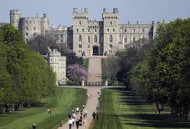 Oggi all'interno del windsor castle è possibile visitare: Dentro Il Castello Di Windsor Dove La Regina Elisabetta E In Quarantena Il Tour Virtuale Nei Palazzi Reali La Repubblica