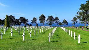 Le débarquement du 6 juin 1944 sur les plages de normandie est la plus grande opération amphibie et aéroportée de tous les temps. 75e Anniversaire Du Debarquement Deux Millions De Visiteurs Attendus Au Cimetiere Americain De Colleville Sur Mer