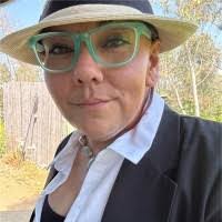 Sherry Amaral's Instagram, Twitter & Facebook