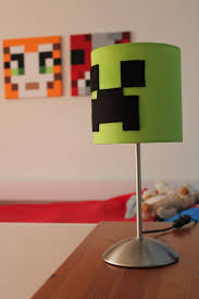 Minecraft Creeper Lampe Etwas Schwarzer Filz Schone Hellgrune Lampe Creeper Etwas Hellgrune Minecraft Room Minecraft Bedroom Decor Minecraft Bedroom