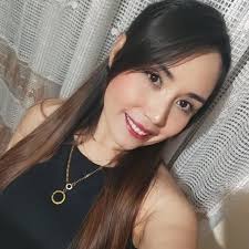 Mayra Razo's Instagram, Twitter & Facebook