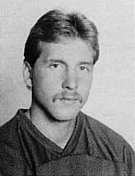 Player photos for the 1981-82 Vancouver Bluehawks at hockeydb.com