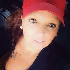 Kristy Fortney's Instagram, Twitter & Facebook