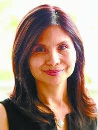 Karen Dumlao's Instagram, Twitter & Facebook