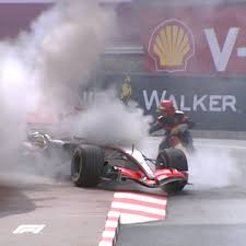The best of the action from first practice as the f1 drivers took to the streets of monaco for the first time in 2019. F1 2006 Monaco Grand Prix Raikkonen Heads Back To His Yacht Facebook