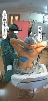 胸を突き出す | サイバークリニック・診察中・婦人科・肛門科・心療内科