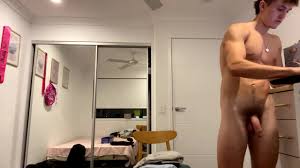 Fit Naked Aussie Guy - ThisVid.com