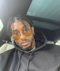 Latisha Mayhew's Instagram, Twitter & Facebook