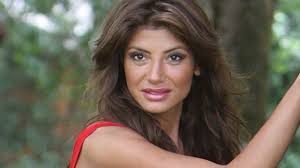 Cambió radicalmente su vida: Así luce actualmente Roxana Muñoz,  semifinalista de 'Año 0' 😱📺 👉 https://www.13.cl/307966-fb