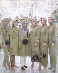 15 model baju gamis brokat pesta pernikahan terbaru 2019/2020. Mhilarahni Mhilarahni Profil Pinterest