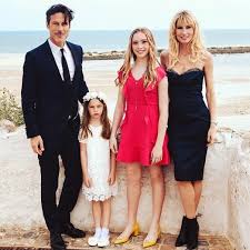 Apesar de todos os cuidados que teve nos últimos meses, paulo pires foi infetado com o novo coronavírus, como revelou nas redes sociais. Paulo Pires Revela Foto Inedita Com A Mulher E As Duas Filhas Nacional Flash