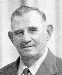 Albert Maus's Instagram, Twitter & Facebook