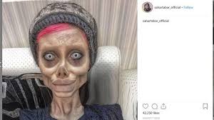 Lifestyle masih ingat selebgram mirip zombie angelina jolie? Kabar Terkini Sahar Tahar Penggemar Berat Angelina Jolie 50 Kali Oplas Agar Wajahnya Mirip Idola Tribun Medan