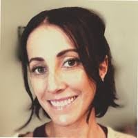 Noelle Rowan's Instagram, Twitter & Facebook